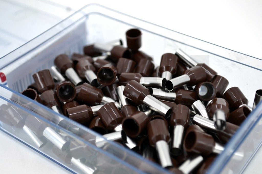 100 Adet 10mm² Kablo Yüksüğü Bakır Kahverengi Yüksük MT-AKUY10