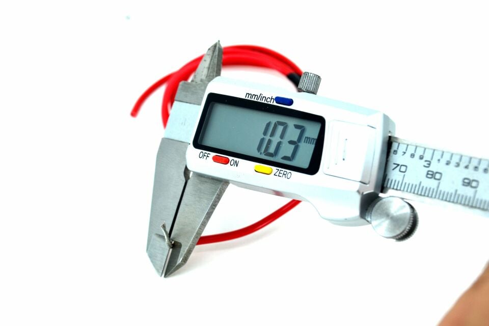 100 Metre 1mm² Kırmızı Bakır Kablo Kalaylı Nyaf Tekne Oto Karavan Elektrik Tesisat Kablosu Top