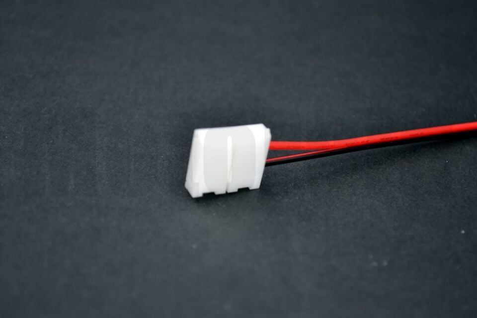 Şerit Led Elektrik Akım Besleme Konnektörü Kablolu