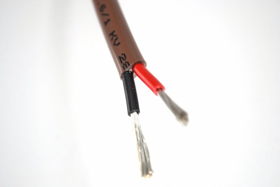 100 Metre Marine Yassı 2x2,50mm² Kalaylı Bakır Kablo TTR MYY Kahverengi Ahşap