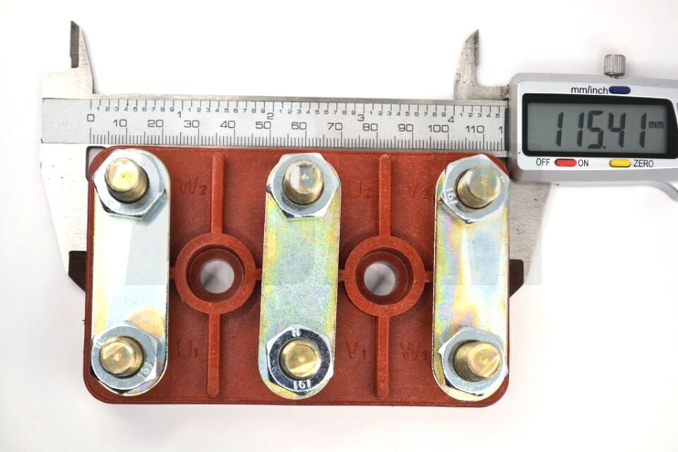 No6 Gamak Tipi Cam Elyaflı Motor Klemensi 115x70 M10 MT-MKE06