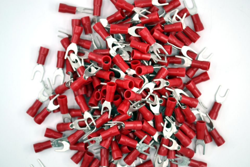 200 Adet 0,50-1,50 Bakır Kablo Pabucu Kırmızı M4 Çatal Sıkmalı Sulye MT-SKC4K