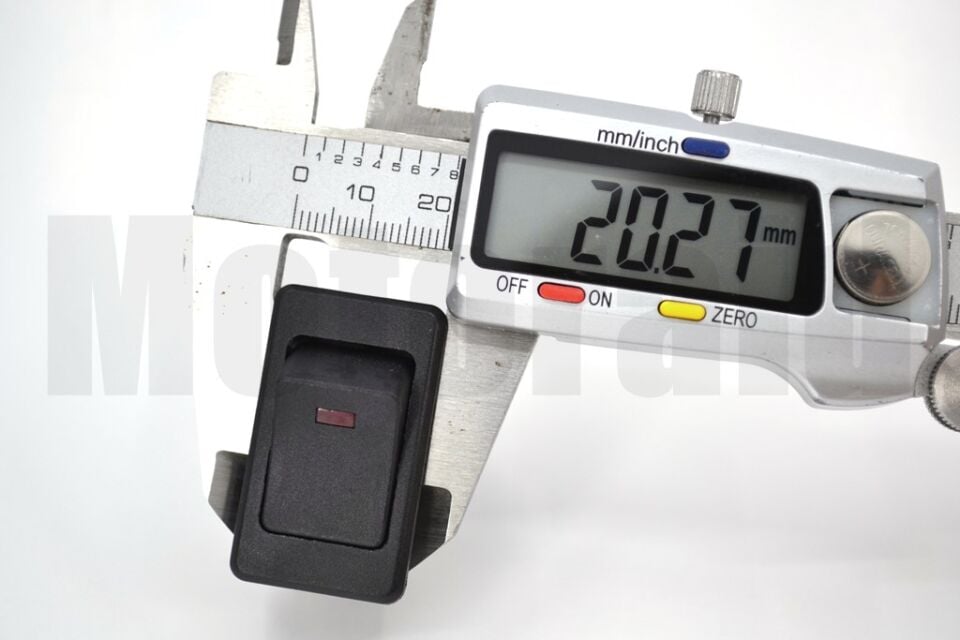 1-0 Far Lamba Anahtarı Kırmızı Ledli 12V 35A 4 Pin Dikdörtgen MT-ANK30