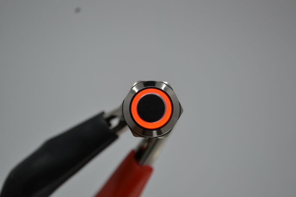 12mm Kalıcı Anahtar 12V 24V Kırmızı Işıklı Yuvarlak Metal MT-ANK12