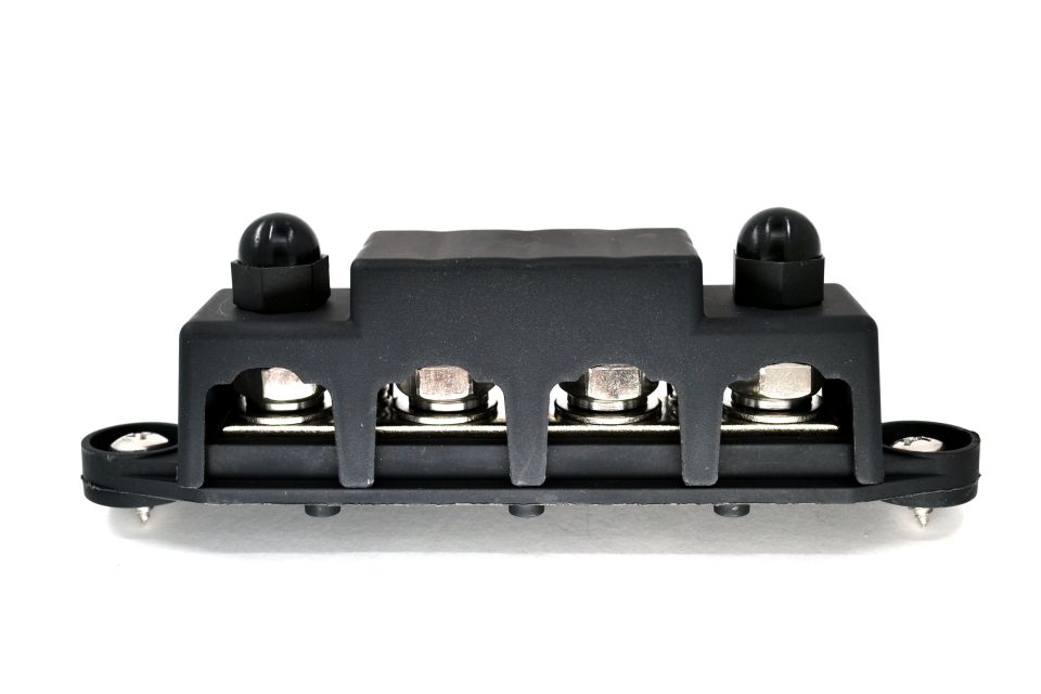 Kutulu Şase Terminali 250A 3XM4 Vidalı 4XM10 Kutuplu Busbar Güç Dağıtım Bloğu MT-28