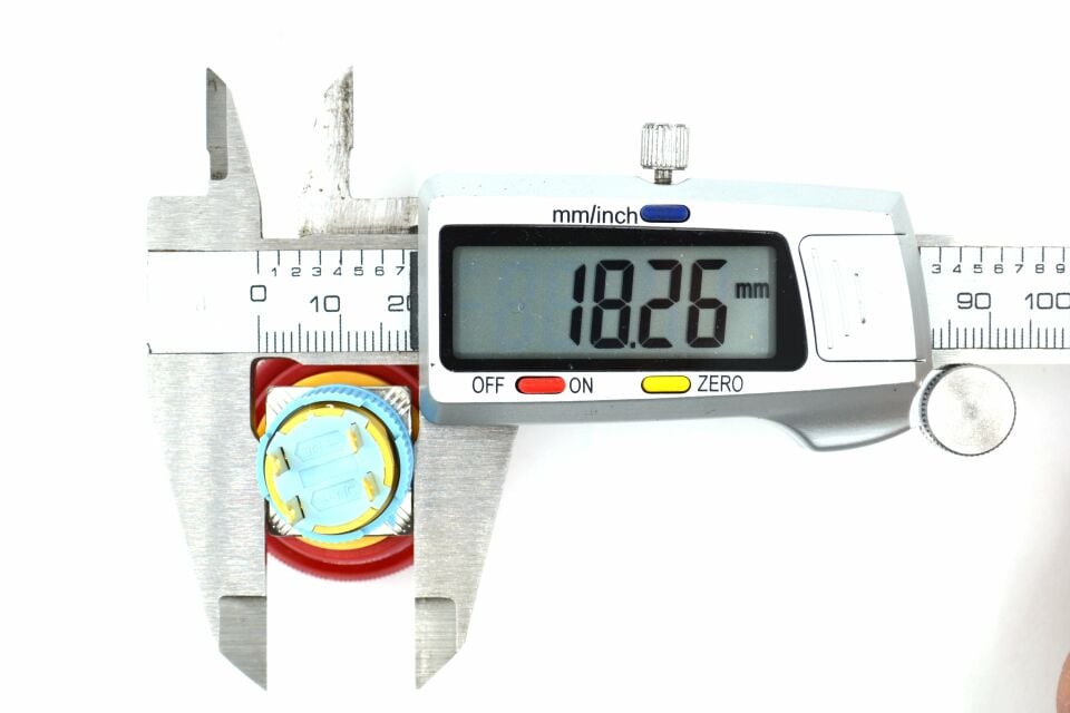 Acil Stop Bas Çevir Kırmızı Anahtar Buton 2NC 33mm MT-ANK15