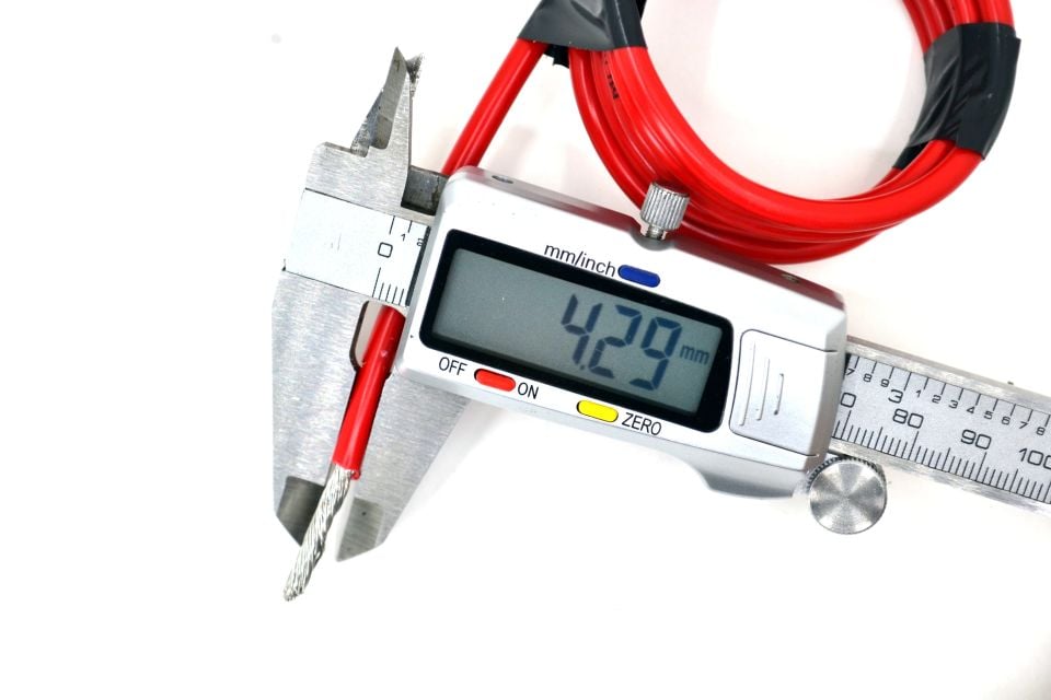 50 Metre 5mm² Kırmızı Bakır Kablo Kalaylı Nyaf Tekne Oto Karavan Elektrik Tesisat Kablosu Top