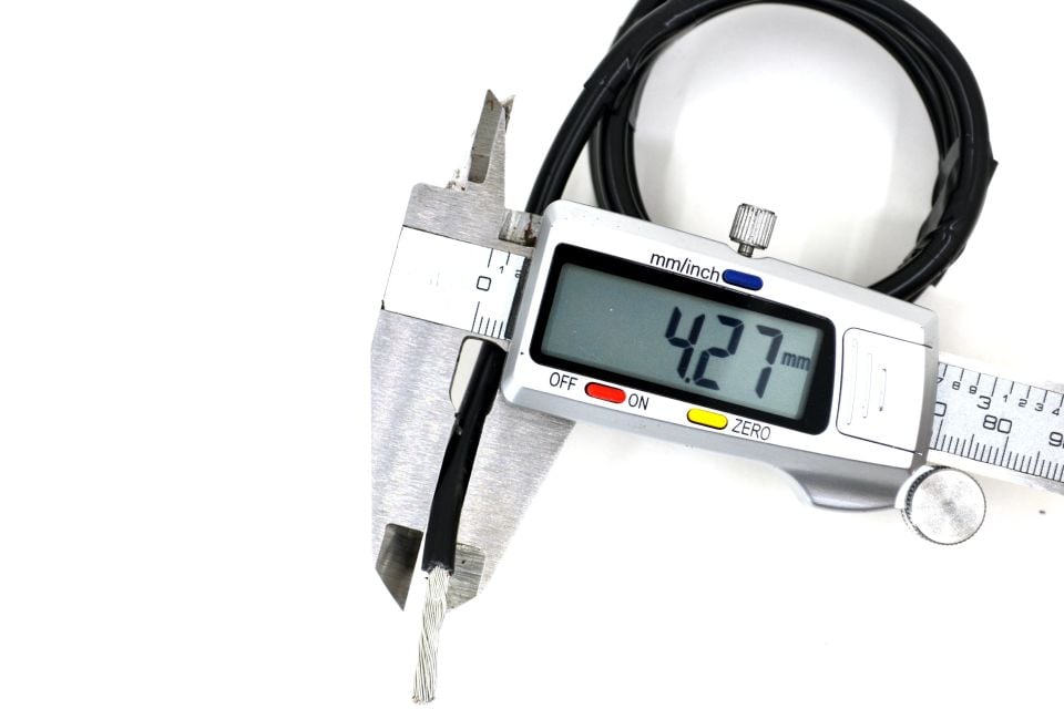 50 Metre 5mm² Siyah Bakır Kablo Kalaylı Nyaf Tekne Oto Karavan Elektrik Tesisat Kablosu Top