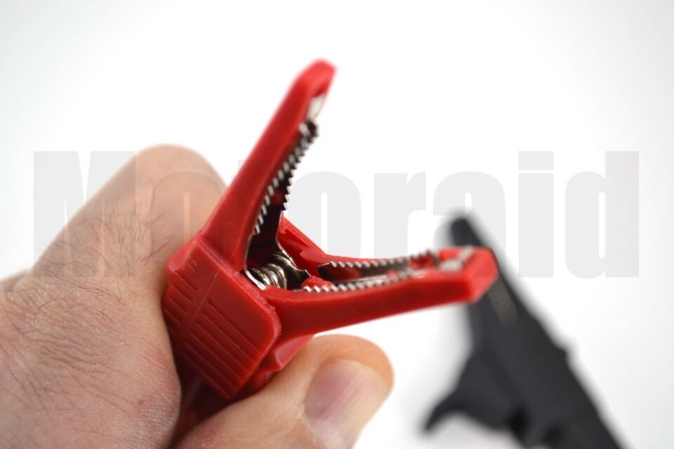 Tam İzole 85mm Kırmızı Krokodil 4mm Banana Jak Girişli