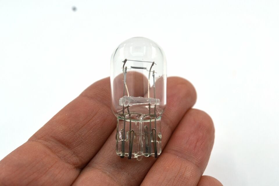 10 Adet 12V 21/5W T20 Dipsiz Ampul Çift Duy Stop Ampulü