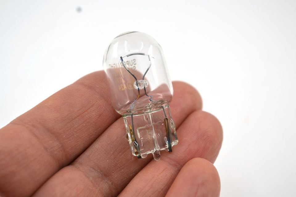 10 Adet 12V 21W T20 Dipsiz Ampul Tek Duy Stop Sinyal Ampulü