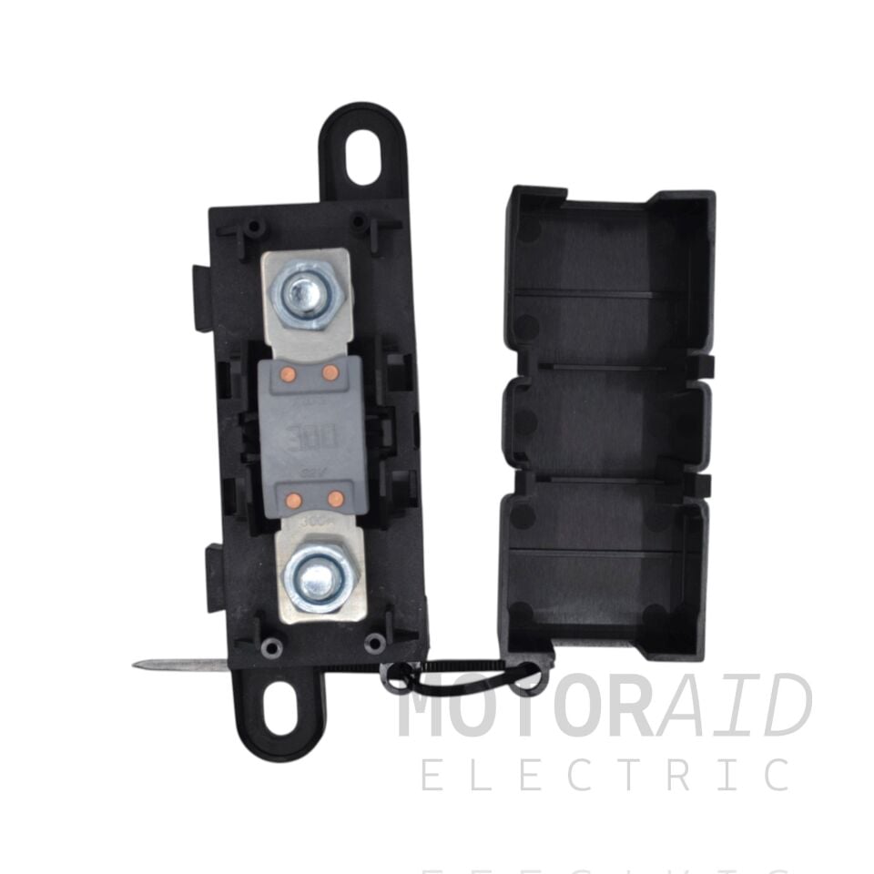 Megaval Sigorta Kutusu Yuvası Kapaklı Geçmeli