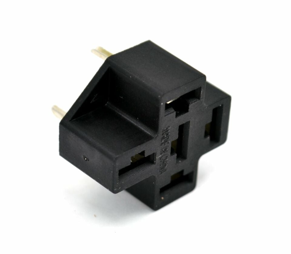 Mini Röle Soketi 6,3mm Fişli Rölelere Göre PCB Pano Tipi 5 Pinli
