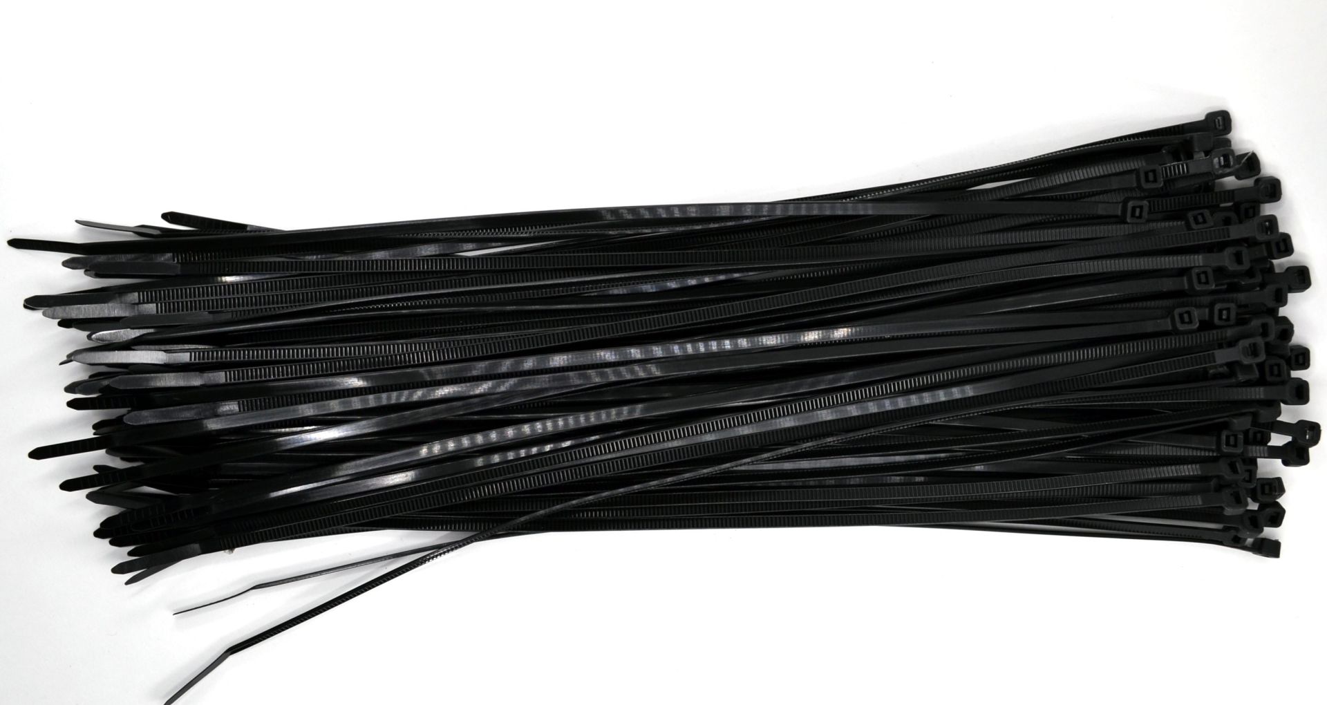 30cm Siyah Kablo Bağı 300x3,6 Ultraviyole Dayanıklı 100 Adetli Poşet