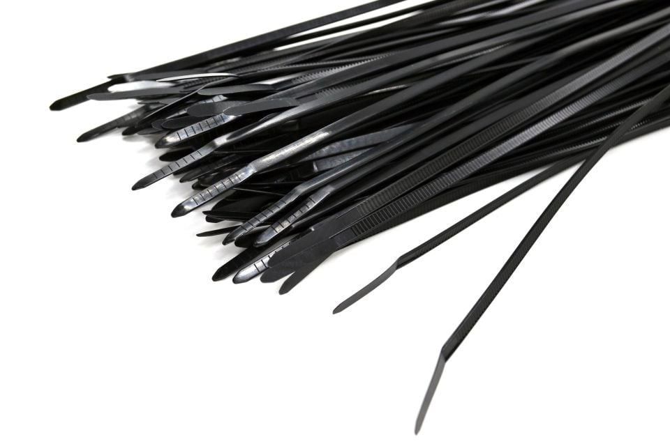 30cm Siyah Kablo Bağı 300x3,6 Ultraviyole Dayanıklı 100 Adetli Poşet