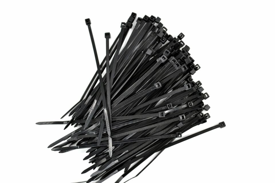 10cm Siyah Kablo Bağı 100x2,5 Ultraviyole Dayanıklı 100 Adetli Poşet