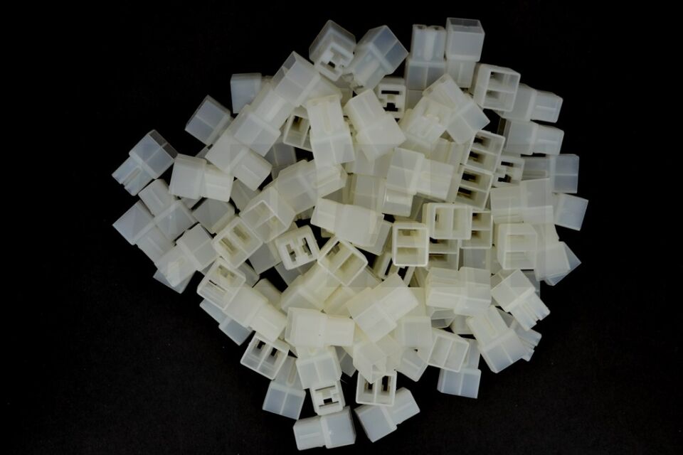 100 Adet 2 Terminal Erkek Konnektör Kılıf (6,3 Dişi Fiş İçin)