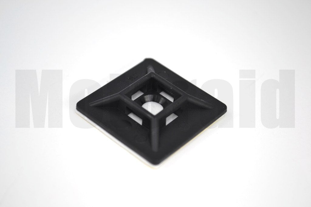 100 Adet Siyah 20x20 Yapışkanlı Kroşe Ortadan Delikli (Kablo Bağı Genişliği 3,6mm'e Kadar)