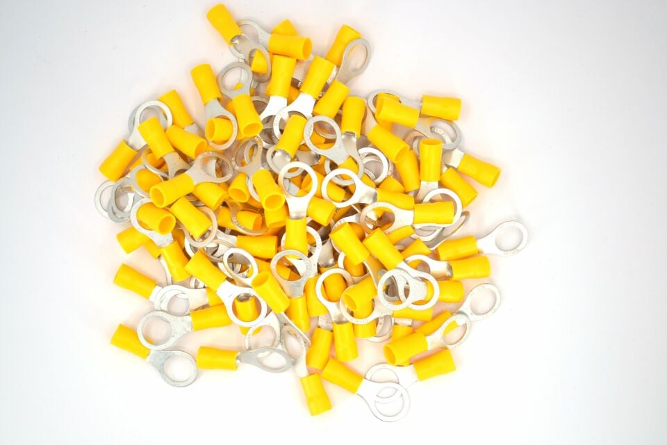 100 Adet 4,00-6,00 Bakır Kablo Pabucu Sarı M10 Delikli Sıkmalı Sulye TPY-1006