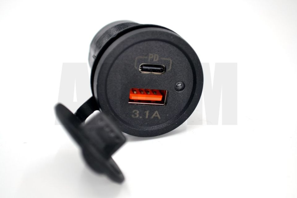 Motoraid 3.1A Yuvarlak USB ve Type-C PD Şarj Portu - 12V/24V