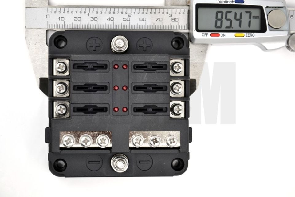 Şase Baralı Bıçak Sigorta Kutusu 6 Port İkaz Ledli Etiketli MT-SY06BARA