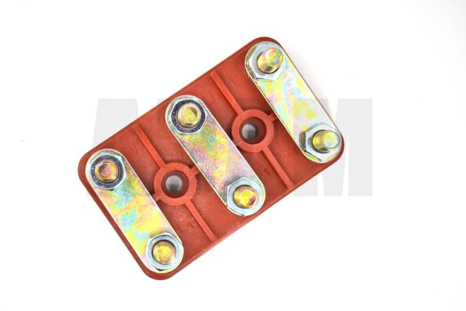 No5 Gamak Tipi Cam Elyaflı Motor Klemensi 91x56 M8 MT-MKE05