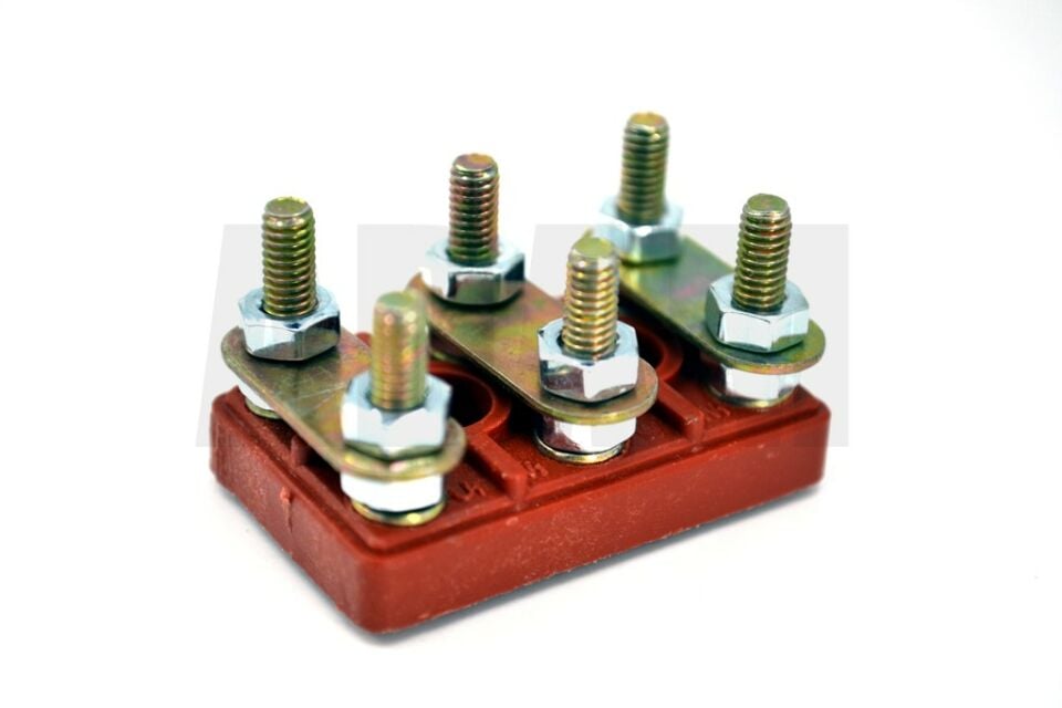 No1 Gamak Tipi Cam Elyaflı Motor Klemensi 40x25 M4 MT-MKE01