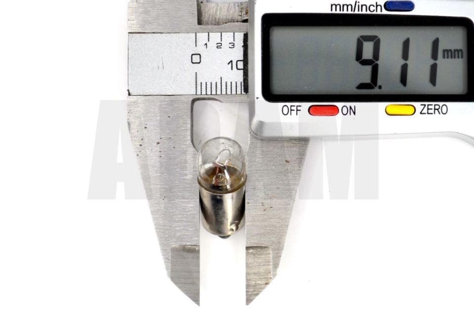10 Adet 12V 53 Gösterge Park Ampulü 4W BA9S Eski Model Otolar