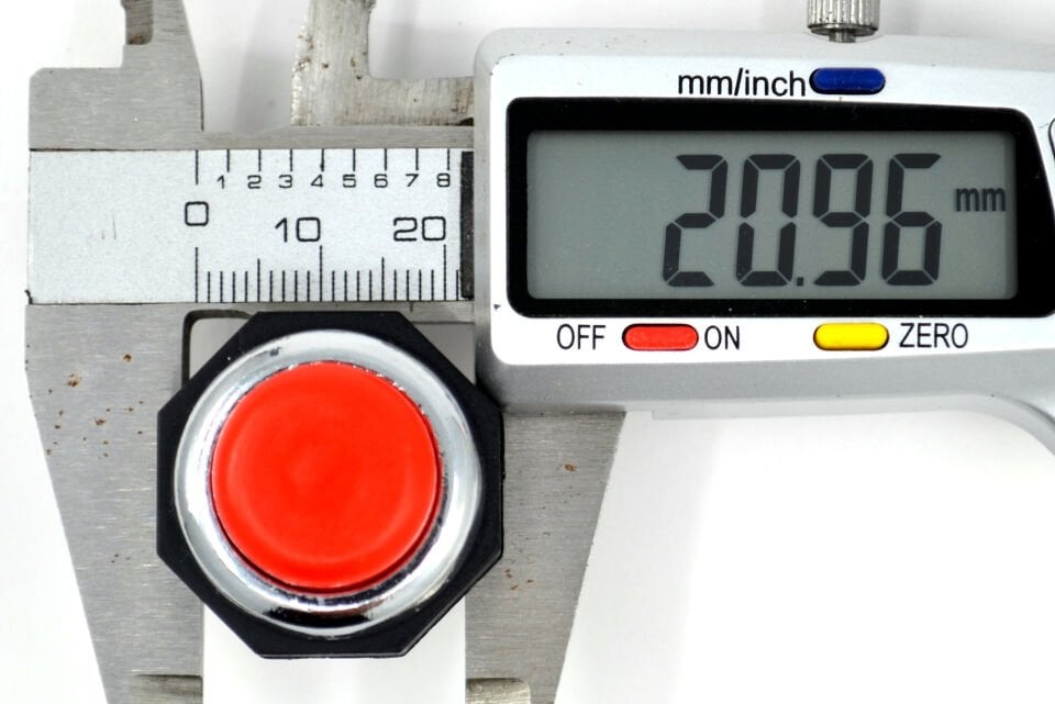 22mm Yaylı Metal Buton Anahtar Kırmızı Vidalı MT-ANY16