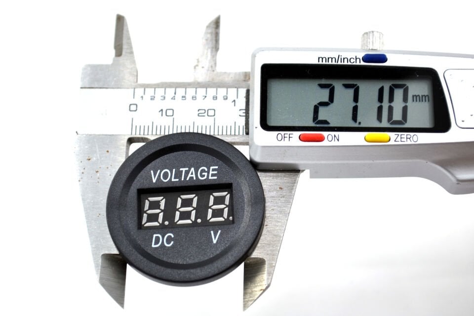 12V 24V DC Voltmetre Yuvarlak Düz Kırmızı Rakam MT-GP01K