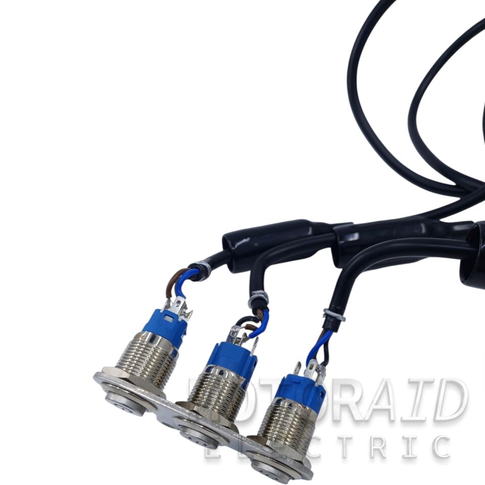 Motosiklet 3lü Gidon Anahtarı - Kırmızı/Yeşil/Turuncu LED Işıklı Sis Farı Switch Paneli Kablolu