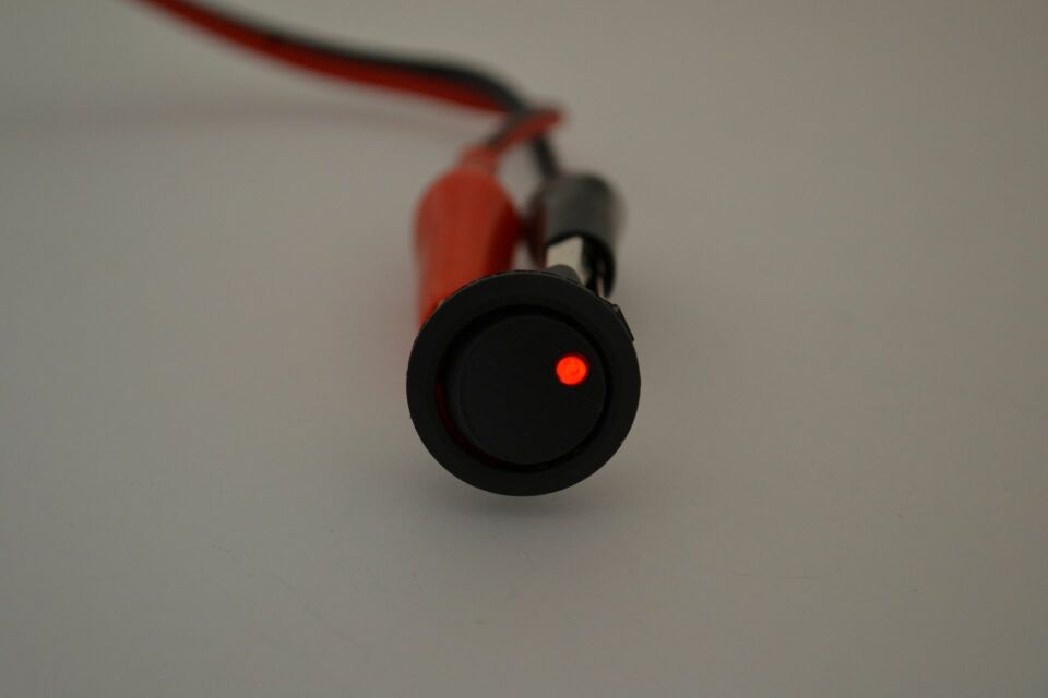 Yuvarlak Kırmızı Ledli Elektrik Anahtarı 1-0 Işıklı Rocker 12V
