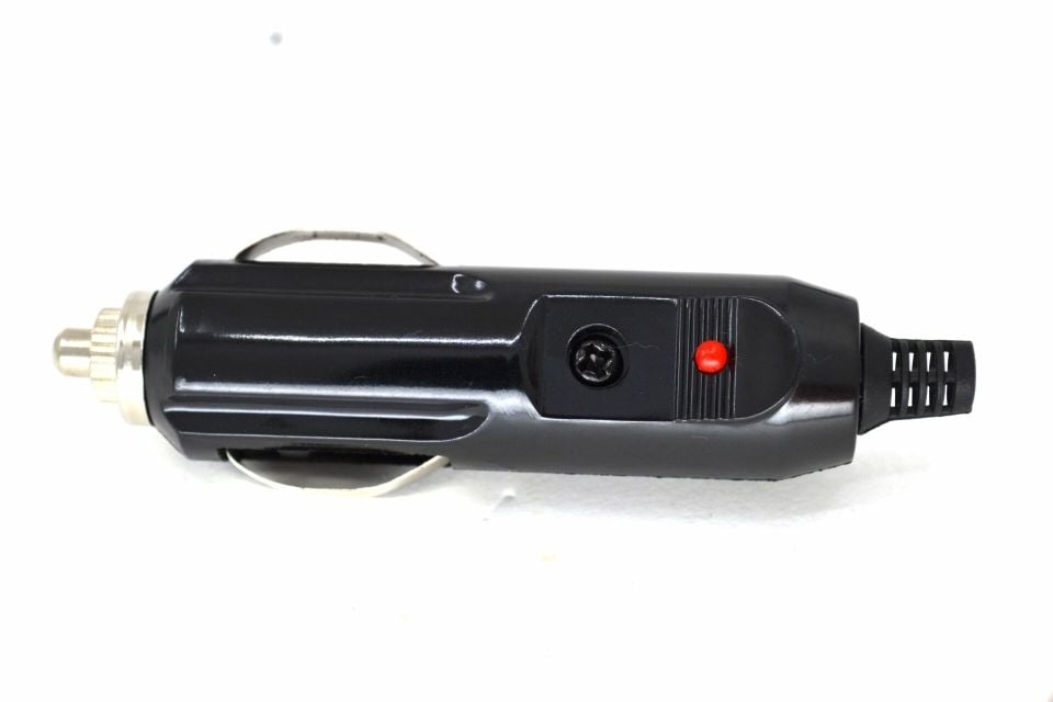 Oto Erkek Çakmak Fişi Ledli Sigortalı Isıya Dayanıklı Kaliteli Bakalit MT-03