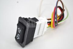 Universal 5 Fişli Pinli Cam Kaldirma Düğme Anahtar Soketi Kablolu