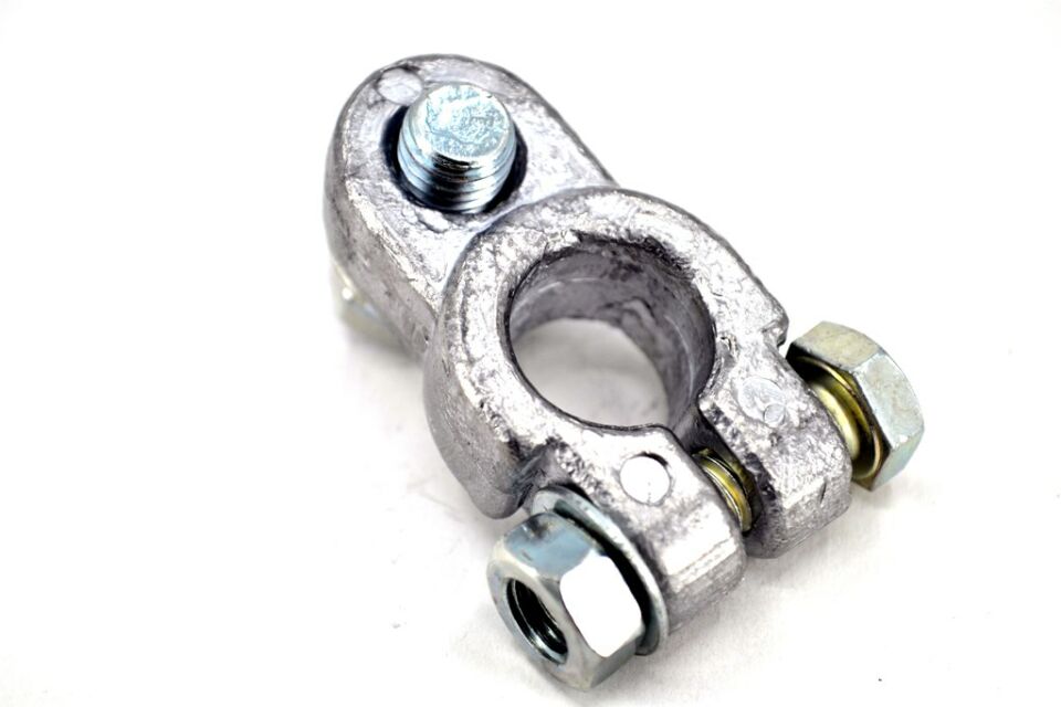 Ağır Hizmet Man Tipi Kurşun Akü Kutup Başı Eksi 8.8 Çelik Civata Somun