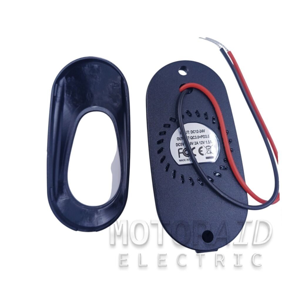Düz Zemin Yüzey Montaj USB + Type-C PD Kapaklı Şarj Soketi (Delme Gerektirmez - Karavan. Tekne. 12V/24V)
