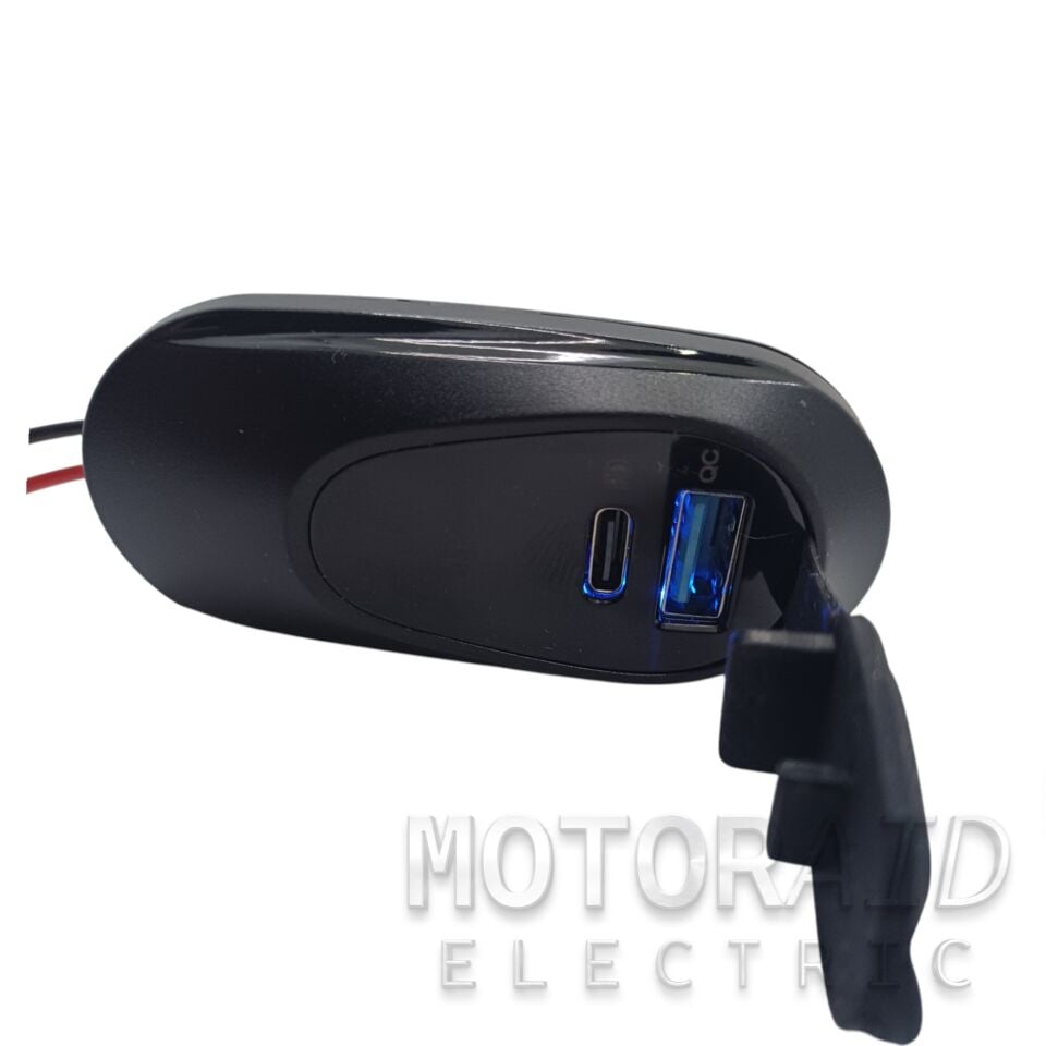 Düz Zemin Yüzey Montaj USB + Type-C PD Kapaklı Şarj Soketi (Delme Gerektirmez - Karavan. Tekne. 12V/24V)
