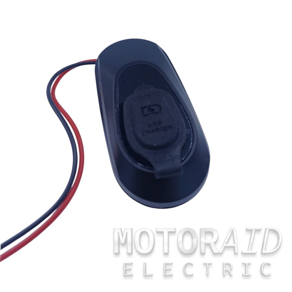 Düz Zemin Yüzey Montaj USB + Type-C PD Kapaklı Şarj Soketi (Delme Gerektirmez - Karavan. Tekne. 12V/24V)