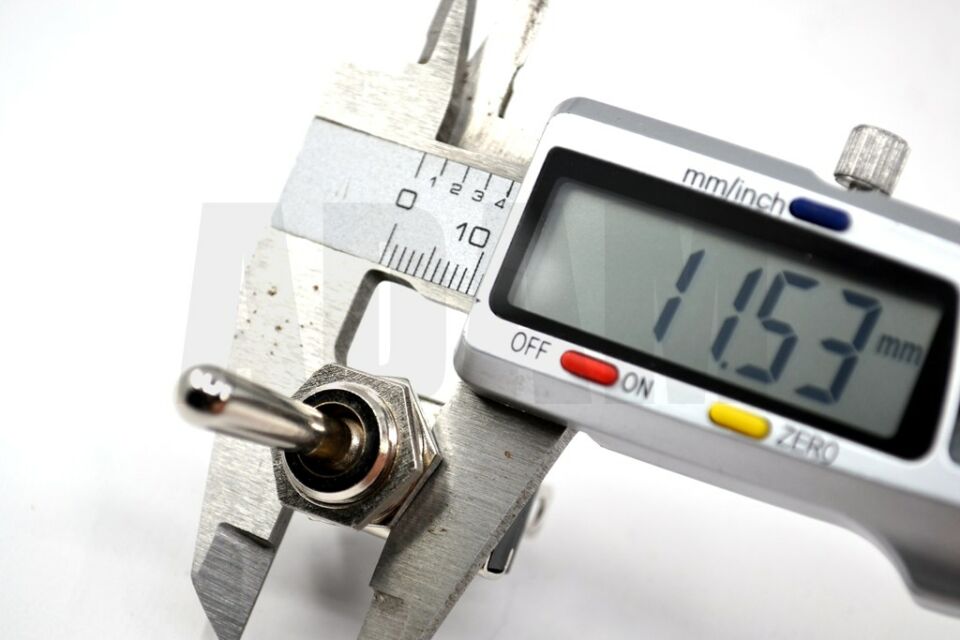 Toggle Switch 1-0 veya 1-1 Metal Anahtar 3 Fişli 25A MT-ANS07