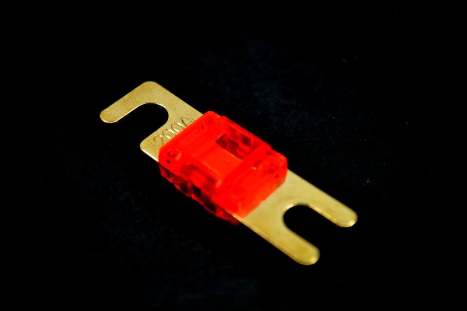 200A Midival Sigorta Şeffaf Gövde Gold Kaplama Kırmızı