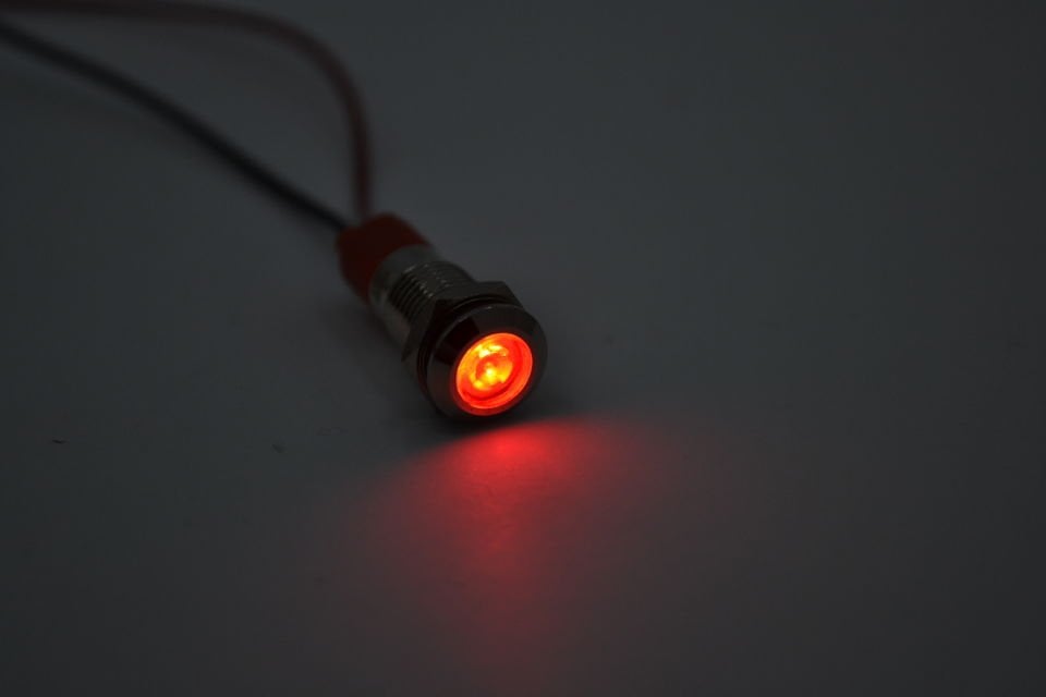 Kablolu 8mm Mini Metal Kırmızı Göz Lamba Led 12V 24V MT-G8KK