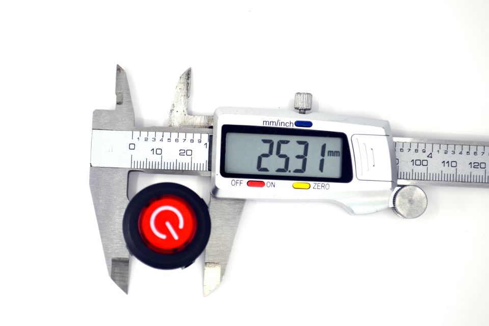 26mm 12V Kırmızı Işıklı POWER Logolu 1-0 Kalıcı Anahtar Yuvarlak 16A