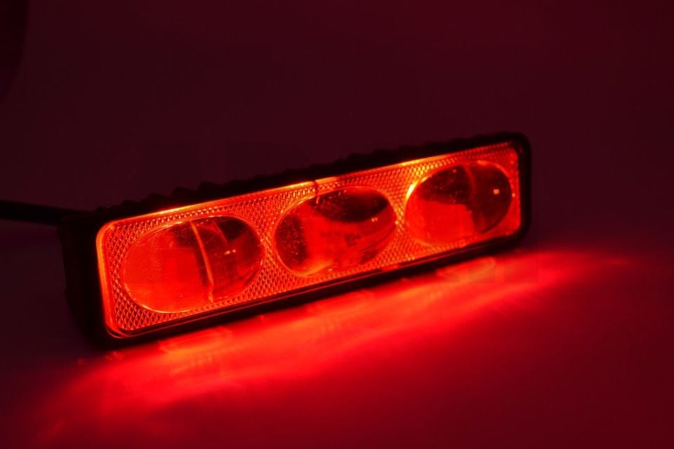 Red Zone Kırmızı Çizgi Forklift Güvenlik Uyarı Lambası 12V - 80V Led IP67 Mercekle Güçlendirilmiş Keskin Işıklı